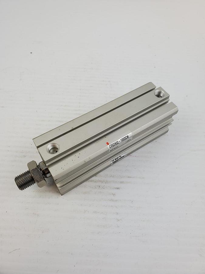 (NEW) SMC CDQ2A32-40DMZ , CDQ2A3240DMX 1.0MPa Pneumatic Compact Cylinder