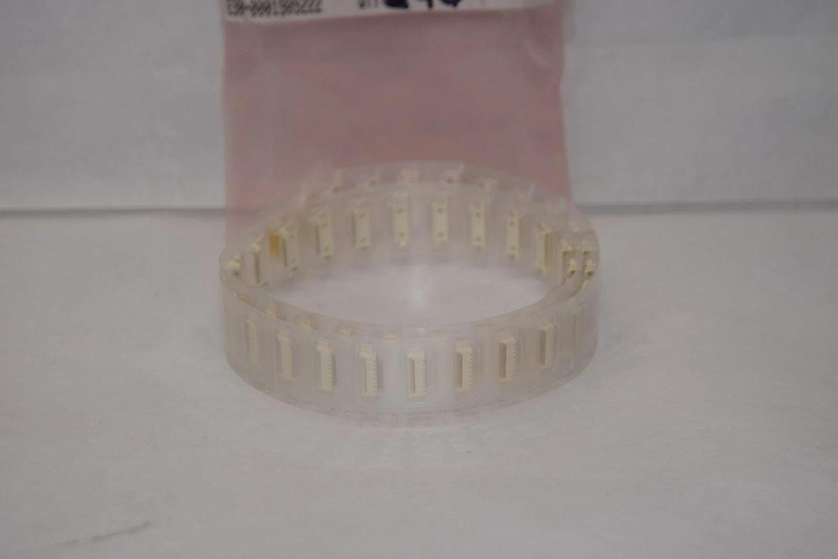 (NEW -Lot 46) LFPM453564119411 , 1.25-8-PIN-SPCG-MTG-END Wire to Board Connector