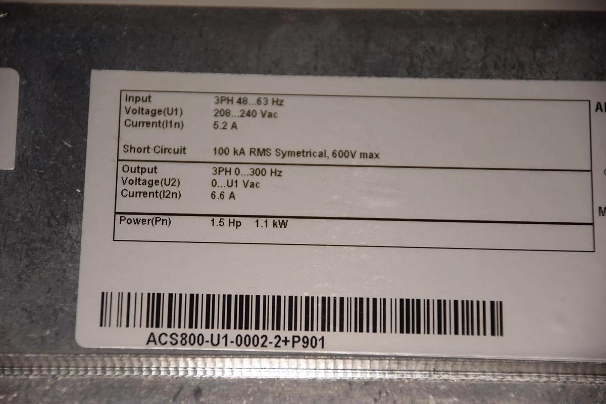 Used ABB  VFD Motor Drive ACS800-U1-0002-2 P901 1.5 HP 208- 240 VAC