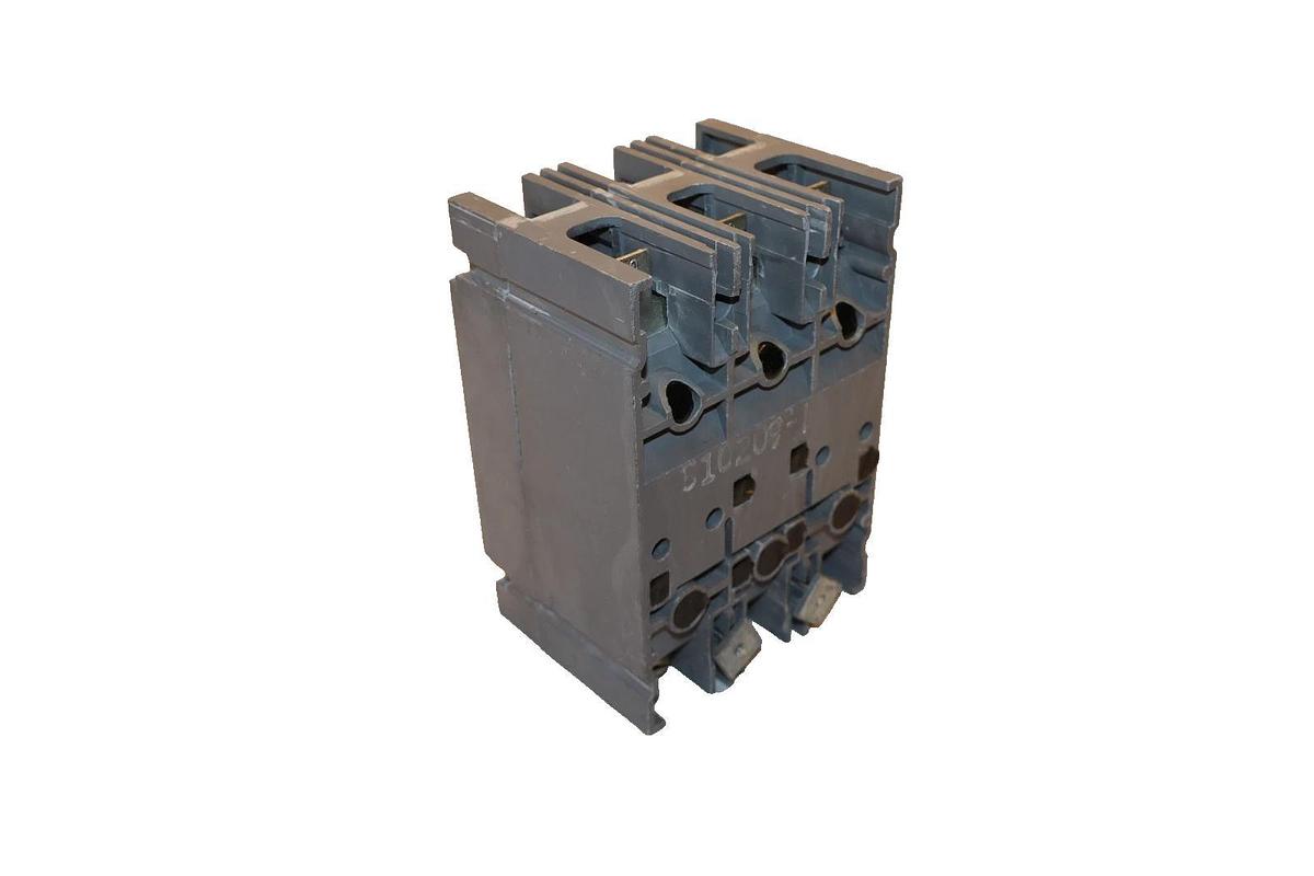 Used Westinghouse Circuit Breaker 100A 100Amp HFB3100 600VAC 3-Pole