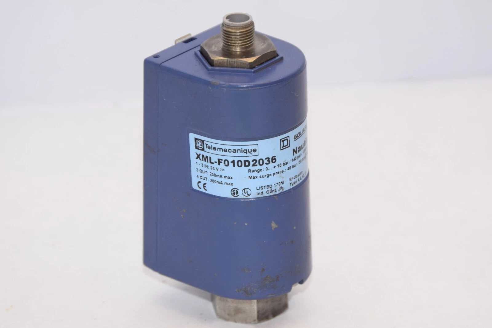 Used SQUARE D XML-F010D2036 24V 200mA 0-10 Bar Nautilus Pressure Sensor