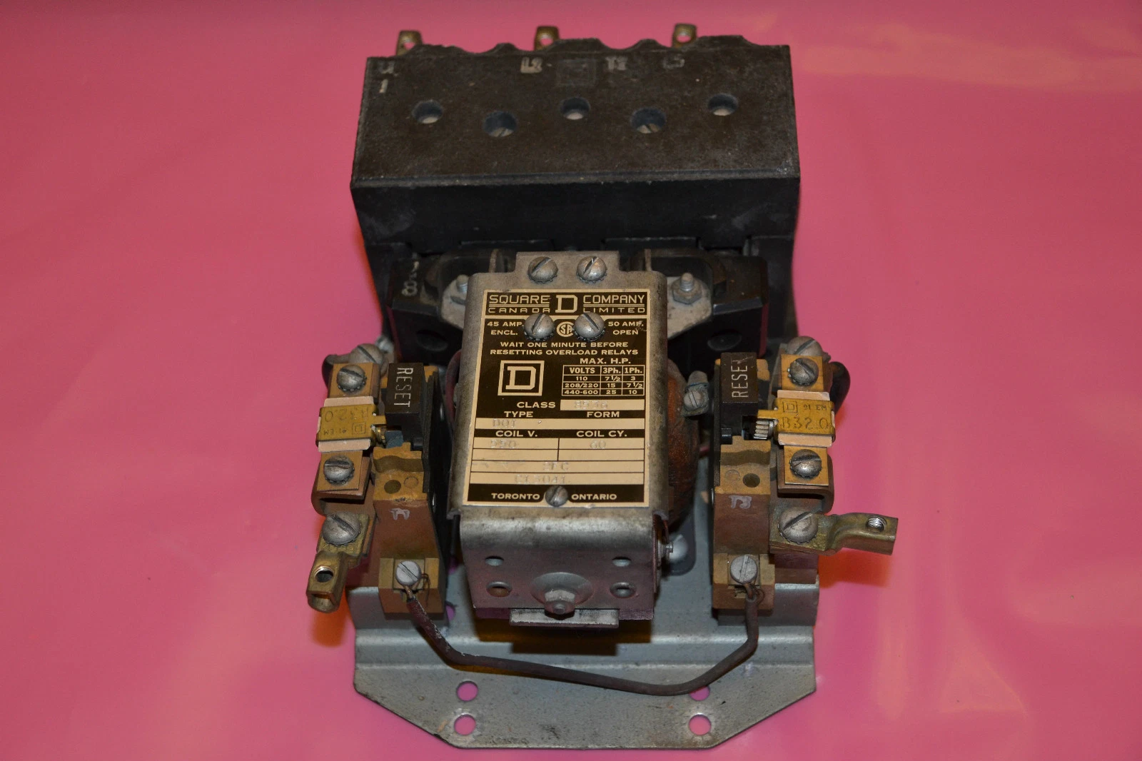 Used Square D Starter 8536 DO1 8536-DO1 8536DO1 8536 D01 3P 550v Coil