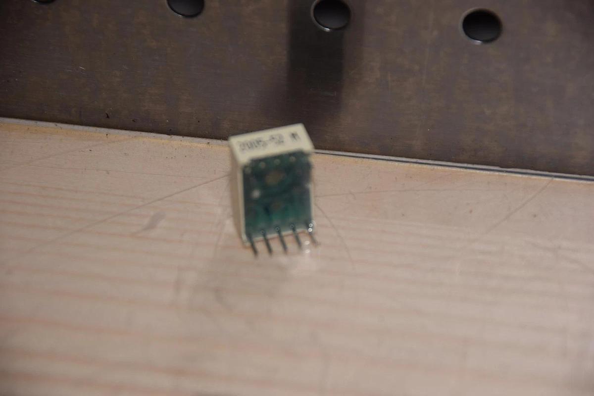 KINGBRIGHT SC52-11EWA SC5211EWA 13.2mm 2005-52 M DIGIT HEIGHT LED DISPLAY NEW