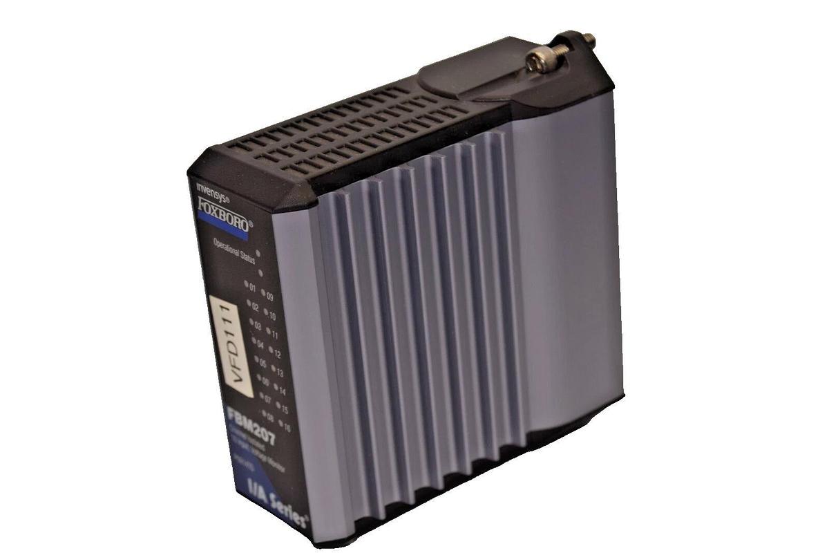 Used FOXBORO INVENSYS I/A Series Ch Isolated 16 Input Voltage Monitor FBM207 P0914TD