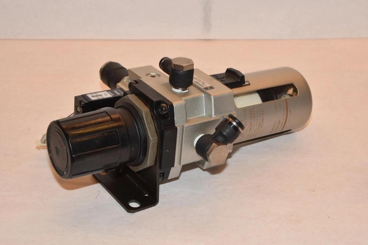 Used SMC AW4000-02B-+ 0.05~0.85MPa Modular Filter Regulator