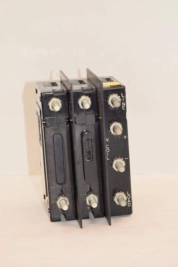 Used AIRPAX 219-3-22805-2 90A 120/240V 3P Circuit Breaker With Auxiliary Switch