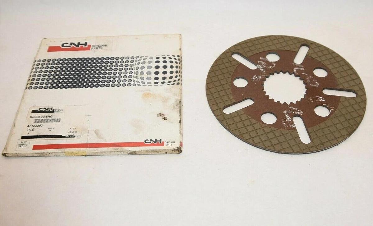 (NEW) NEW HOLLAND 47123297 8" Disc Friction OE Grade