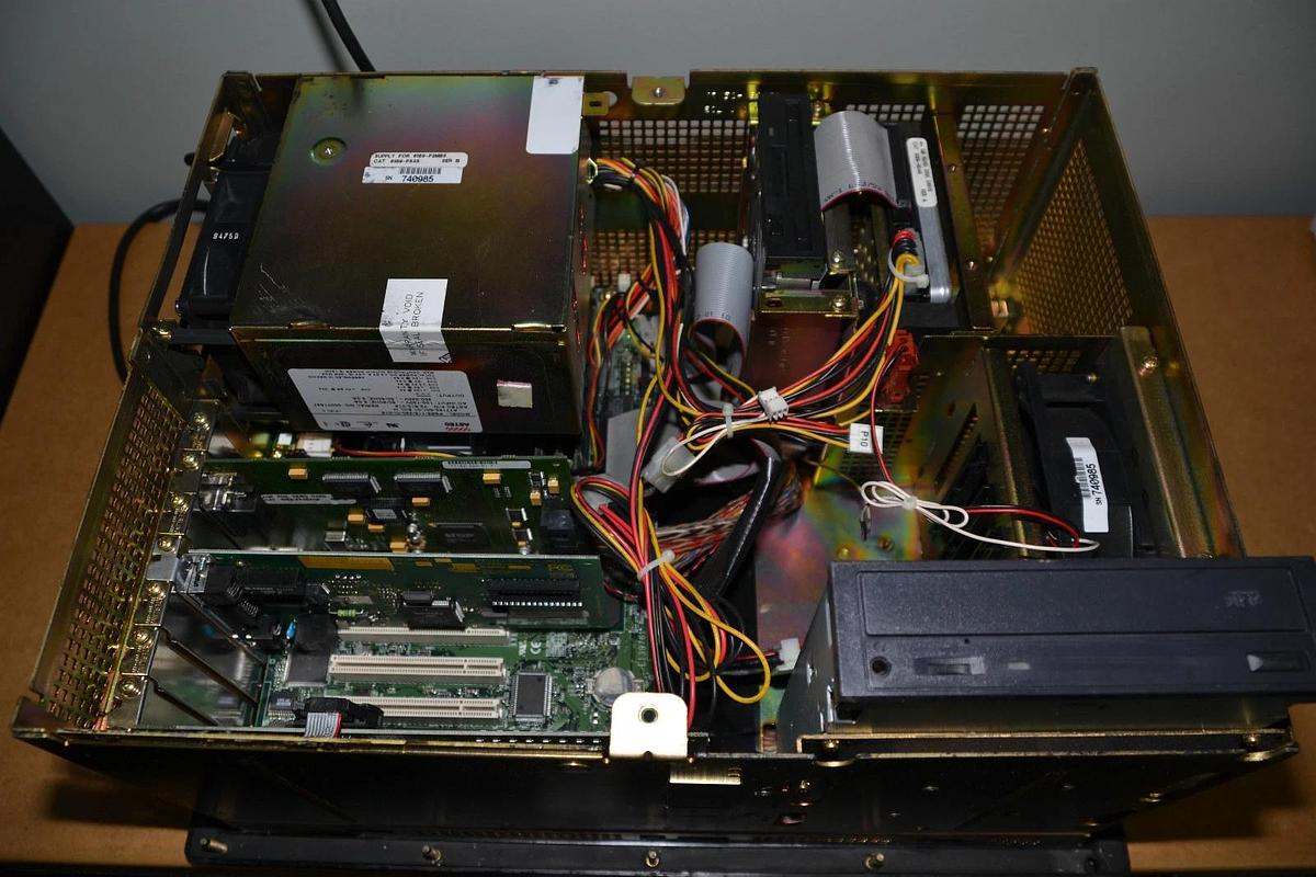 Used Allen Bradley 6180-EJKEFFDBECZ 6180E 6180 AS-IS NO OPERATING SYSTEM