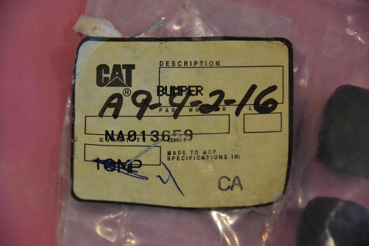 CAT BUMPER NA013659 NA 013659 4MP 4 MP NEW