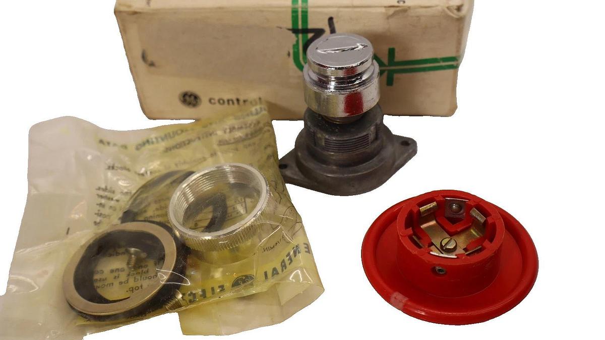 General Electric CR2940UK200H Heavy-Duty Oiltight Pushbutton , Red (New)