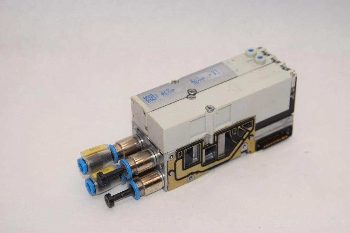 Used FESTO 537957 & VMPA2-FB-EMG-4 , 537984 Electronic Module Solenoid Valve