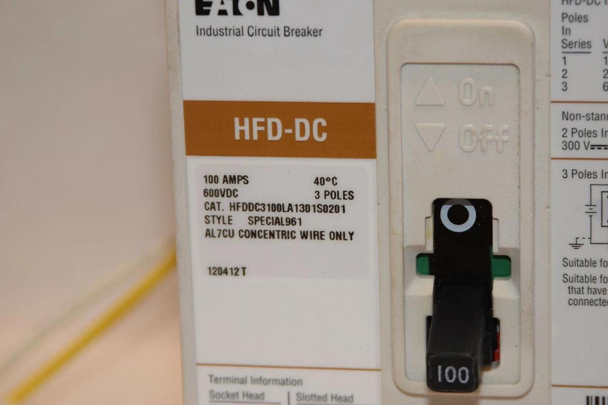(NEW) EATON CUTLER HAMMER HFDDC3100LA1301S0201 100A Amp 3P Circuit Breaker