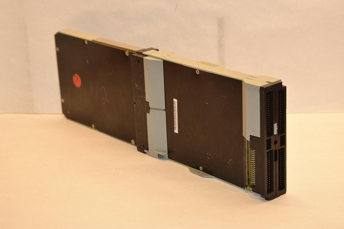 Used FOXBORO CM900HU-0A CM900HU0A CM900HU-OA 1891140219 Input/Output Module