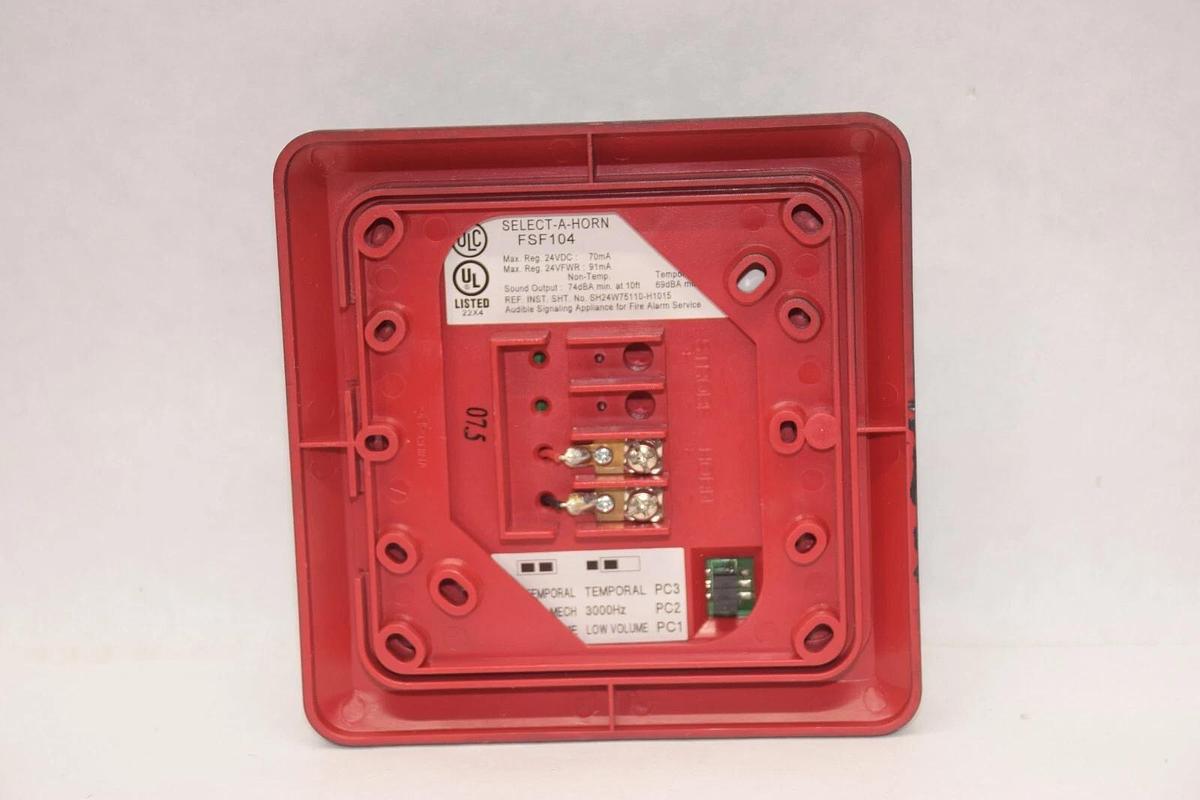 Used SELECT-A-HORN FSF104 24Vd 70mA Strobe Wall Mount Electric Fire Horn