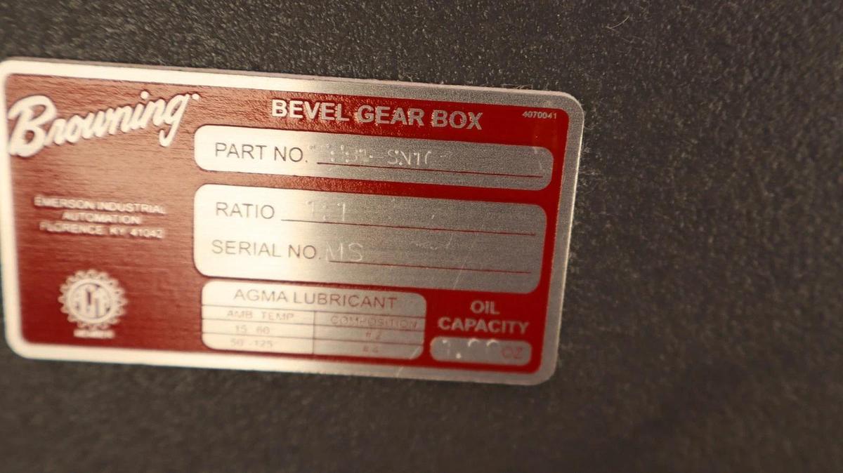 Browning  Gearbox Gear Box Bevel Speed Reducer 15HB1-SN10 1:1 15HB1SN10 (New)