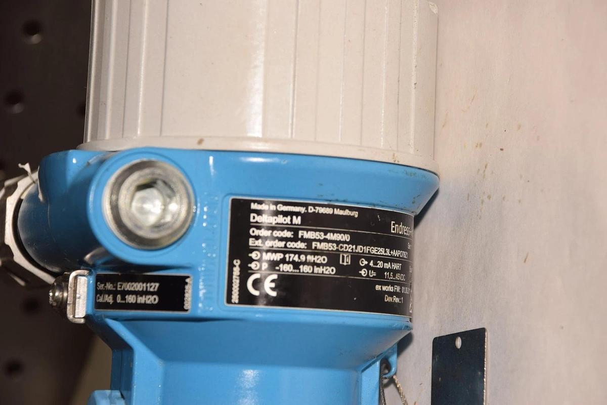 Used ENDRESS + HAUSER FMB53-4M90/0 4-20mA LEVEL SENSOR