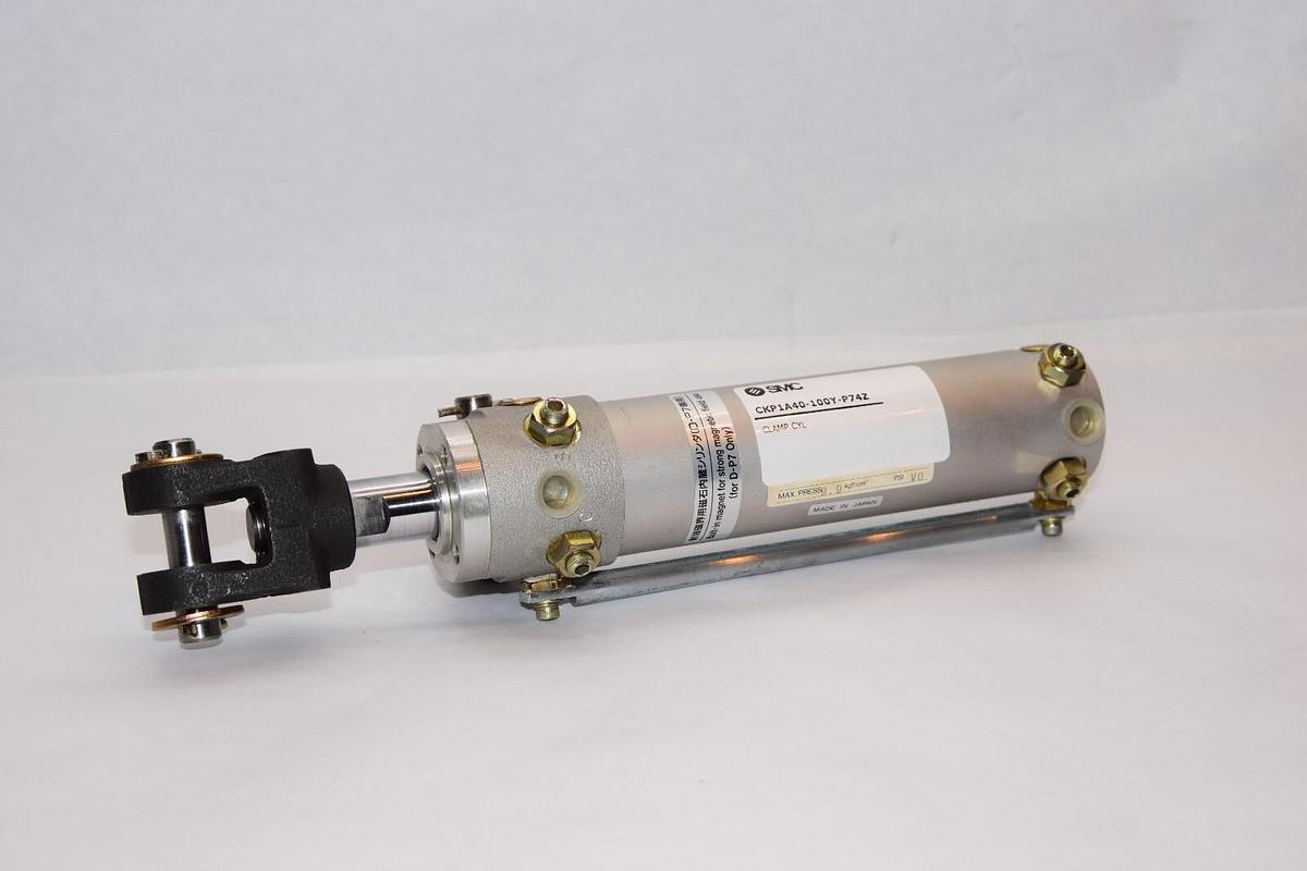 (NEW) SMC CKP1A40-100Y-P74Z 9.9kgf/cm² Clamp Cylinder