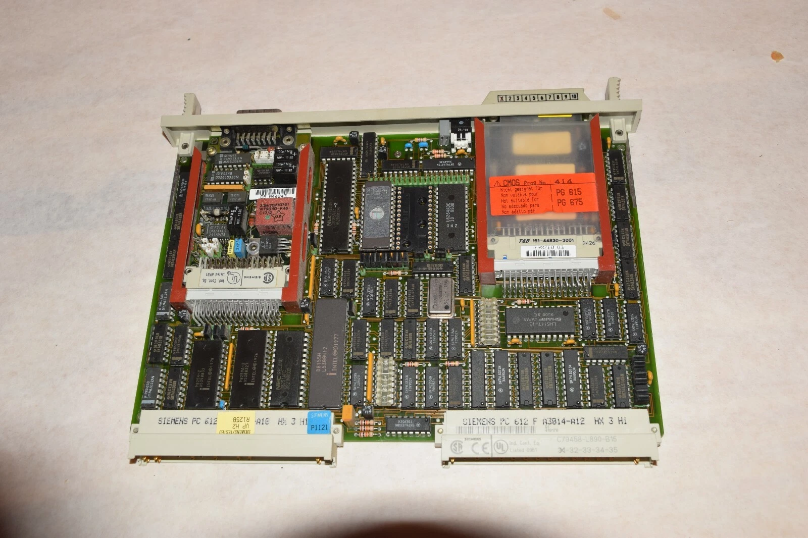 Used SIEMENS 6ES5524-3UA13 6ES55243UA13 w/ eprom 6ES5373-1AA41