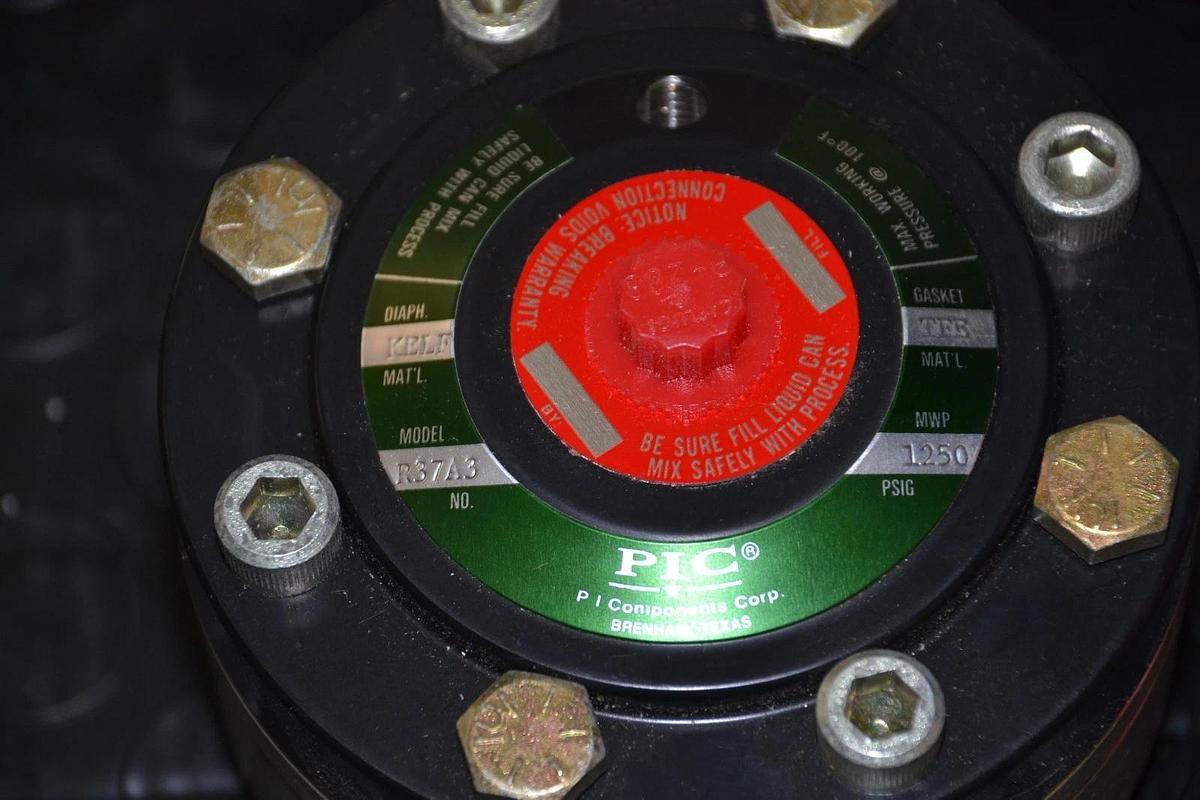 PIC Diapghragm Seals Seal R37A3.0057 R37A3 1/4 1" 316SS  KEL-F TEFLON  NEW