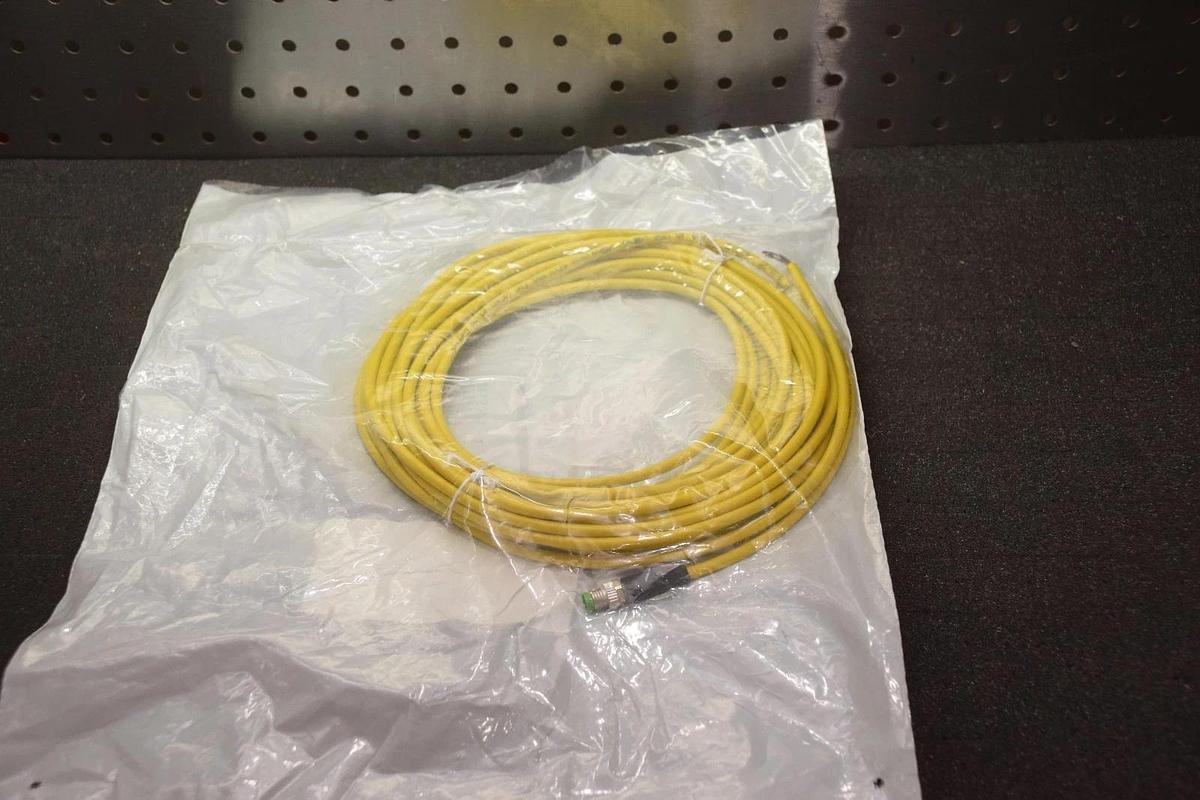 MURR ELEKTRONIK 7000-08001-0101000 7000080010101000 STRAIGHT MALE CONNECTOR NEW