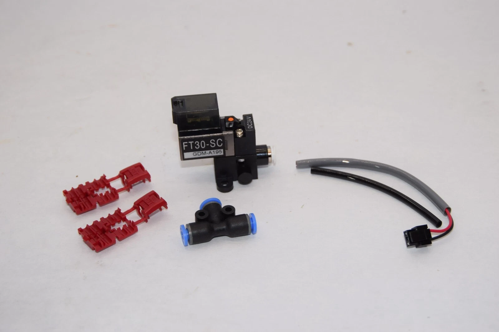 (NEW) NEW-ERA FT30-SC  GDM-A195 24Vdc Pneumatic Solenoid Valve Kit