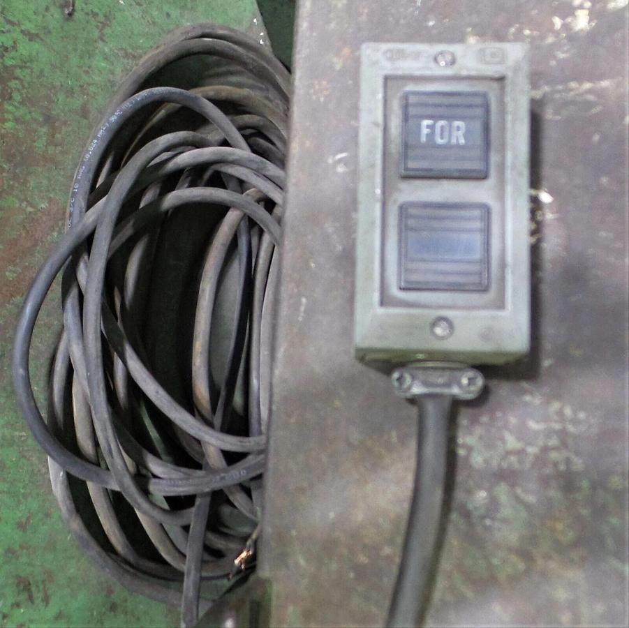 Used Aronson Headstock / Tailstock Positioner HS2 with Rotational Torque 30" head