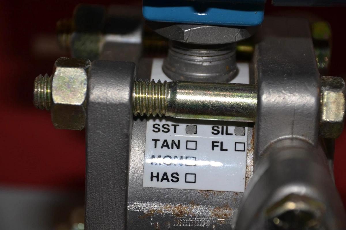 FISHER ROSEMOUNT PRESSURE TRANSMITTER 1151LT6SA2F22N 0-80 PSI TYPE: GP NEW