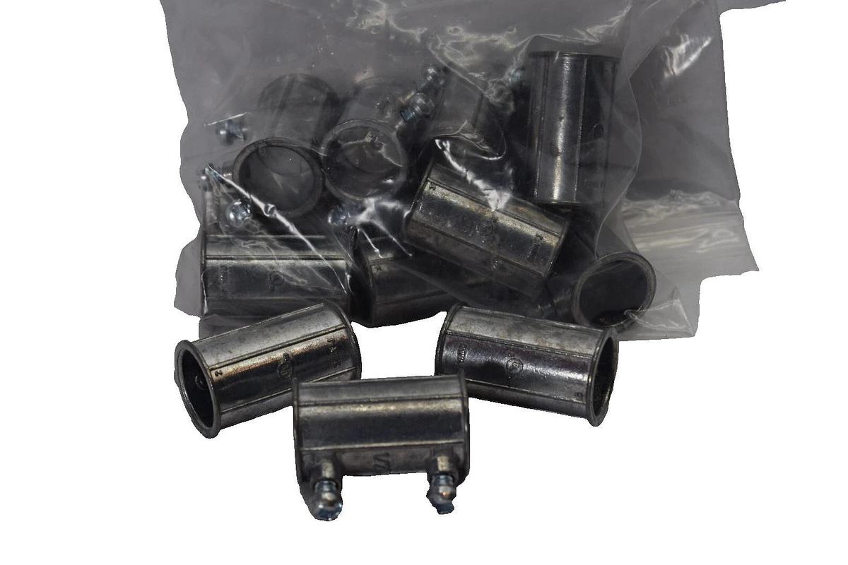 (Lot of 14) 1/2" EMT Set Screw Type Conduit Coupling Approx 1-1/2" Long (NEW)