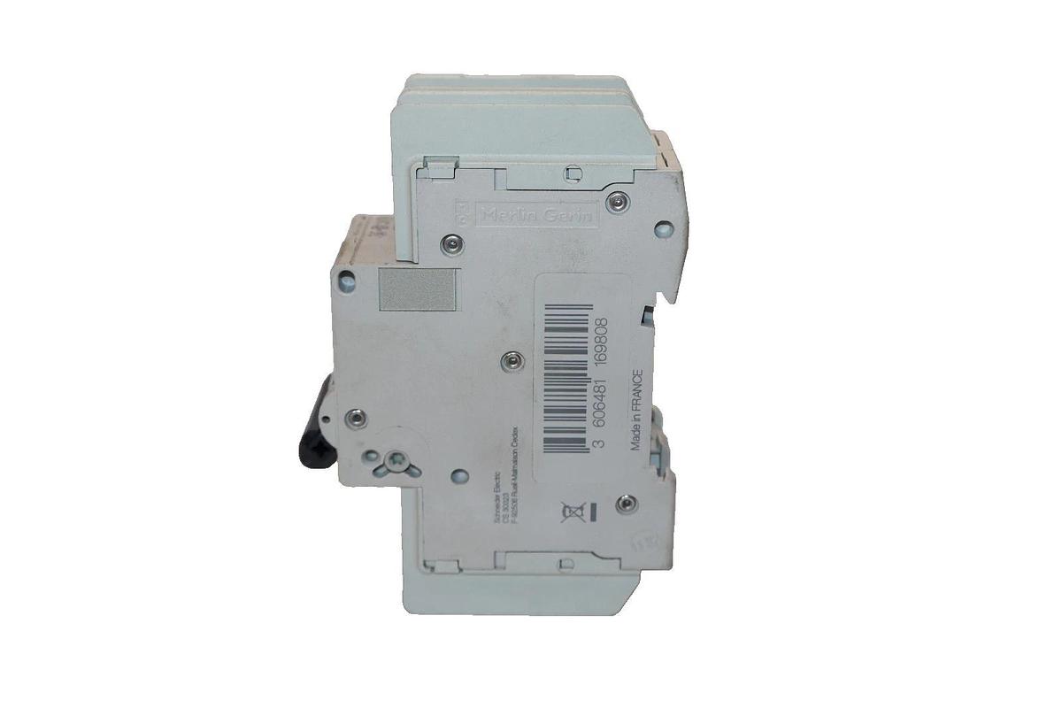 Used Schneider Electric M9F42206 6A Amp 2 Pole Multi 9 Circuit Breaker