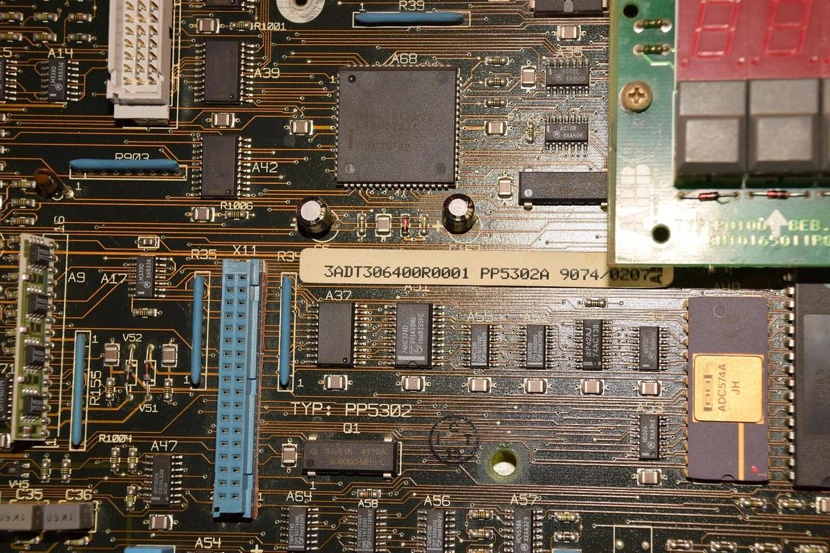 (NEW) ABB PAD 635 A V5 , 3ADT218083R0635 PAD/PSD Vertron Power Converter