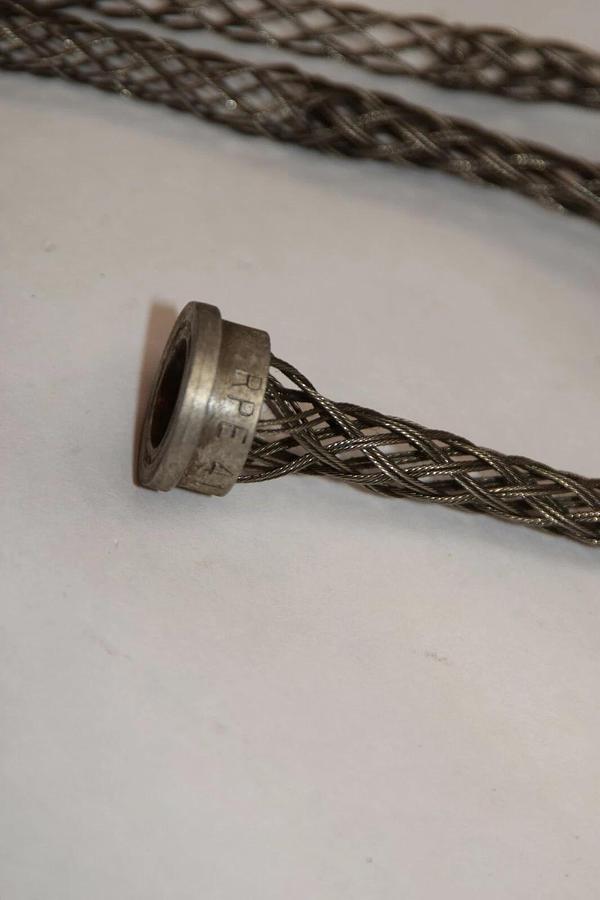 (NEW - Lot 4) RPE 417-115 RPE417-115 1/2" App. 5.5" Strain Relief Grip Cord