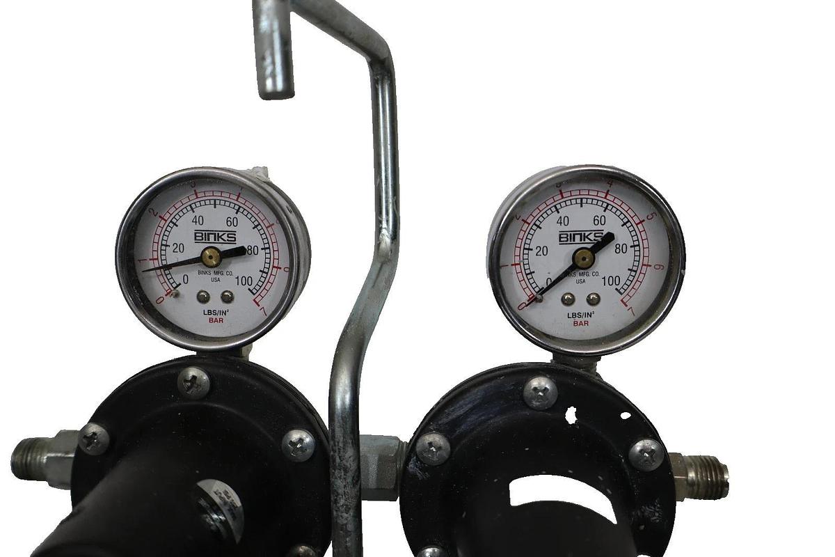 Used Binks 2.8 Gallon Paint Pot Stainless Pressure Paint Pot CRN OH6685.5C