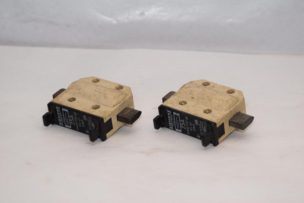 Used (Lot of 2) SIEMENS 3NA4810-6 3NA4 810-6 NH00/VDE-gL 25Amp Fuse