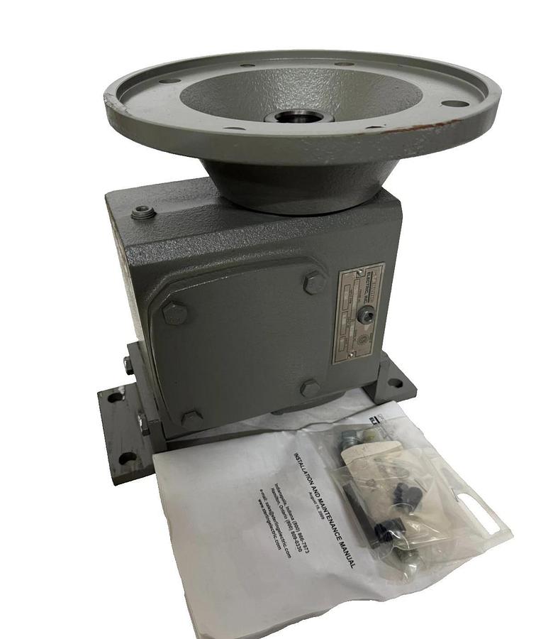 Sterling Gear Box Worm Speed Reducer 2238JQ005182 5:1 3.889hp 1750hp 180TC (New)