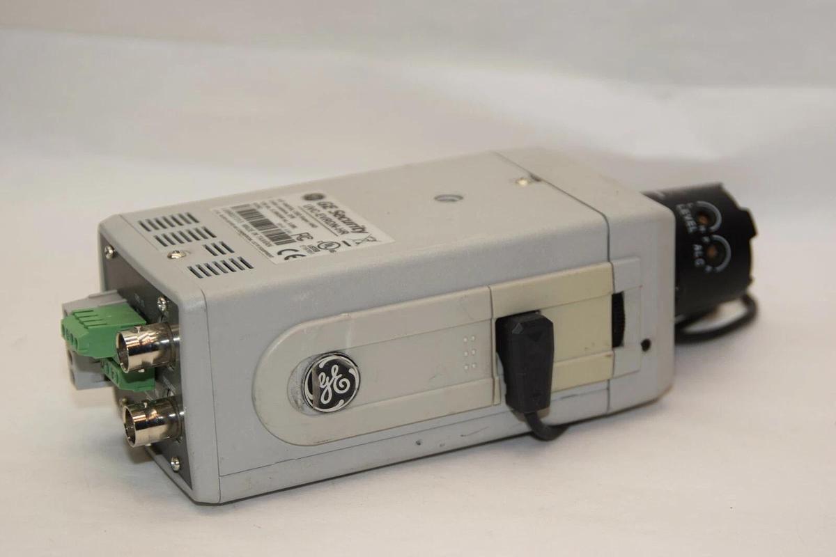 Used GE GENERAL ELECTRIC UVC-EVRDN-HR 1/3" Color Camera W/ Computar 2.6mm 1:1.6 Lens