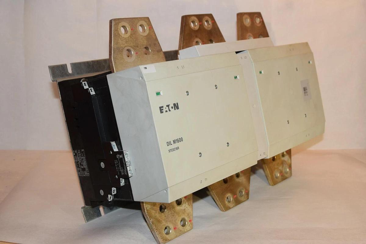 Used Cutler-Hammer Eaton Contactor DIL M1600 XTCEC16R  1600AMP   DILM1600 XTCEC16R
