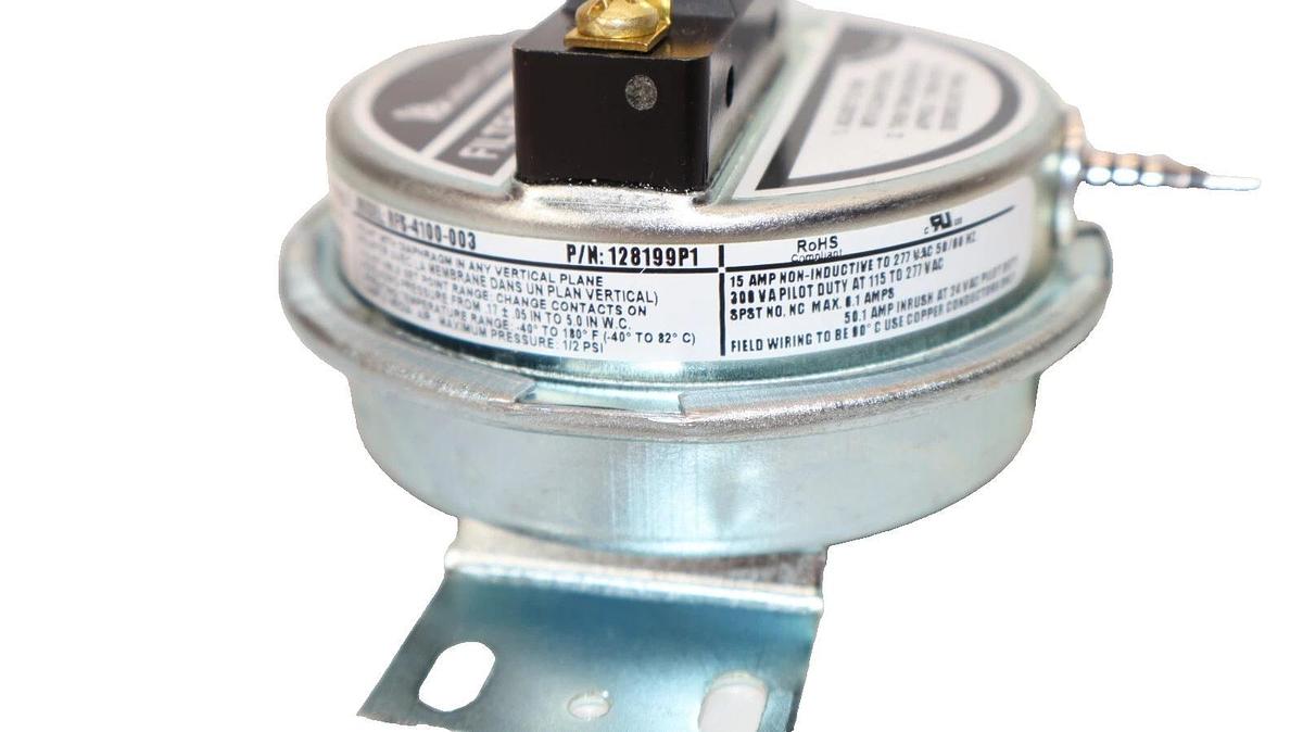 Used LIEBERT CORP. CLEVELAND CONTROLS RFS-4100-003 , RFS4100003 Filter Clog Switch