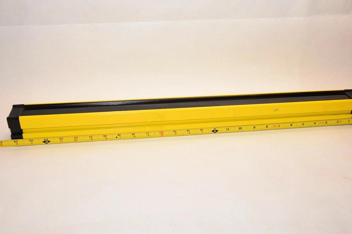 ALLEN BRADLEY 26" Guard Master Light Curtain 440L-AMIRSTDZ500 0602 0481 (NEW)