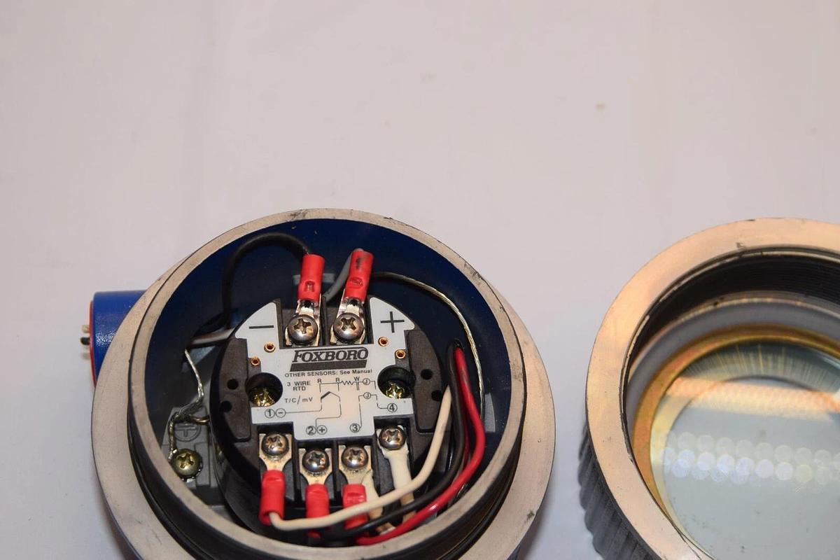 Used FOXBORO RTT20-D1SNXFD-L3M1 12-42 Vdc I/A Series Temperature Transmitter