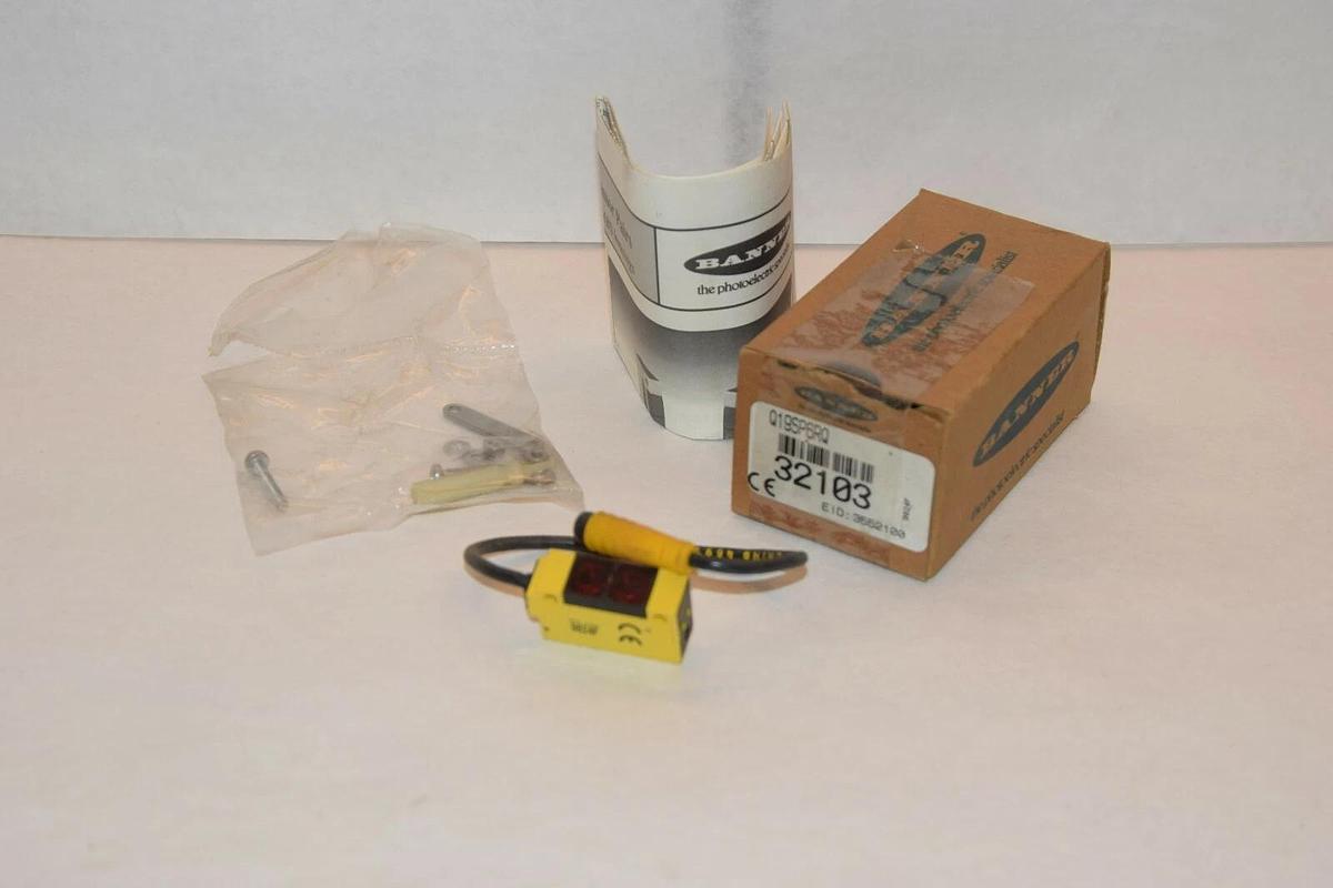 NEW BANNER Q1PSR6RQ PHOTOELECTRIC SENSOR