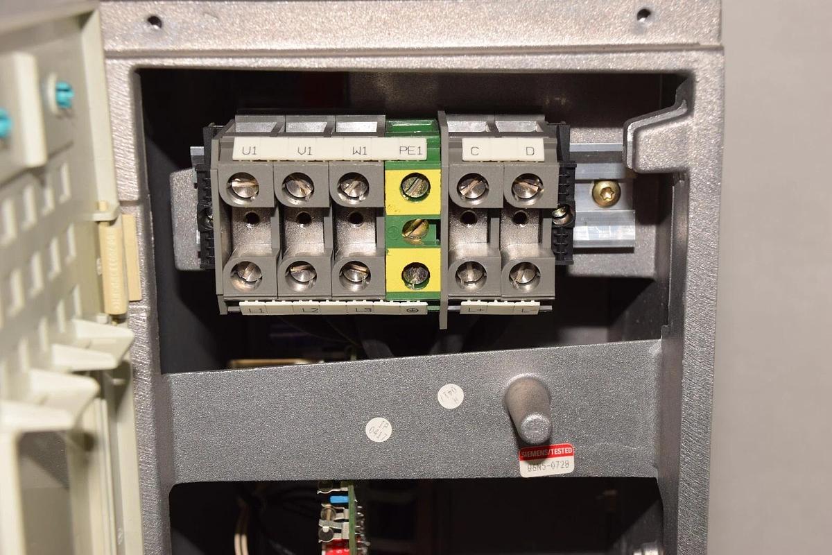 Used Siemens Common Rectifier Simovert P 6SE7028-6EC85-0AA0 380-480v 74a *dmg, read*