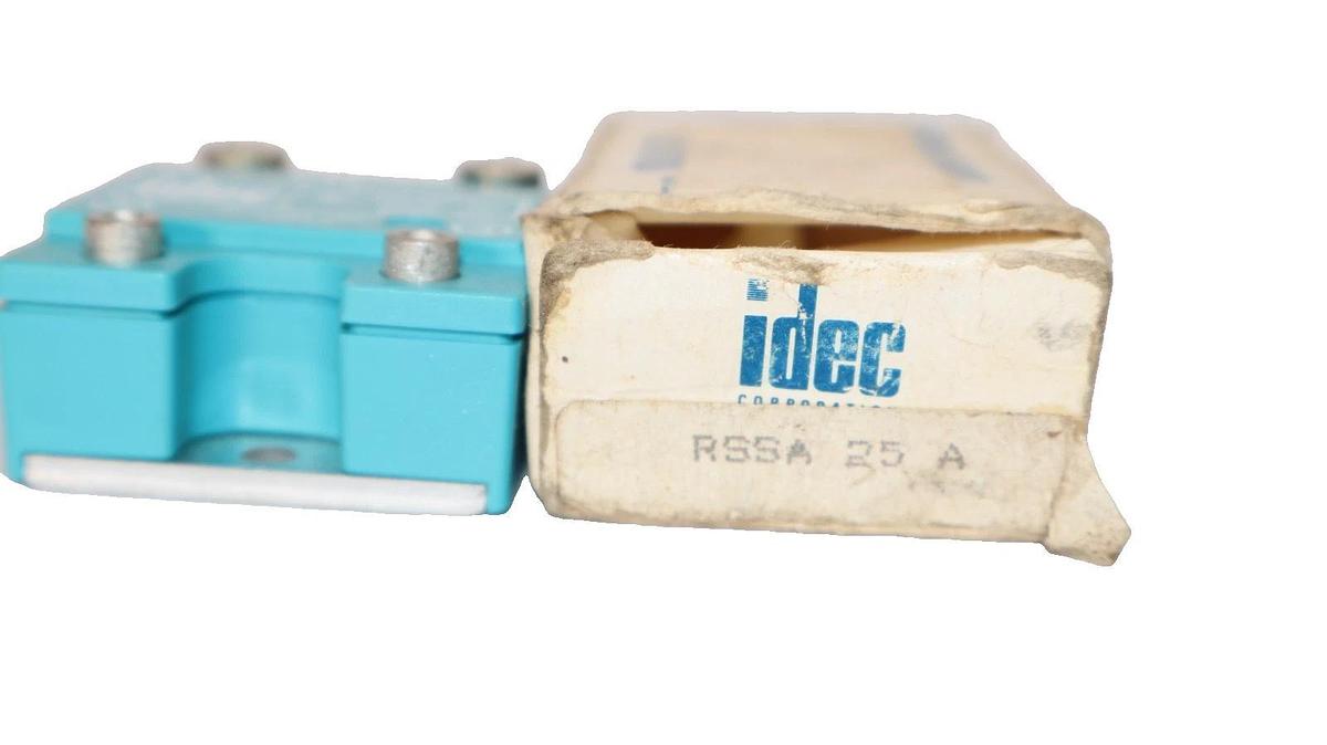 (NEW) IDEC RSSA 25A 90-280Vac Solid State Relay