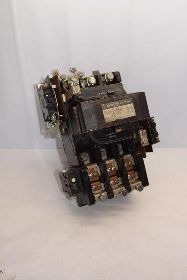 Used GE GENERAL ELECTRIC CR306F0**ABNA Size 4 Starter 120V Coil *Damaged Contact*