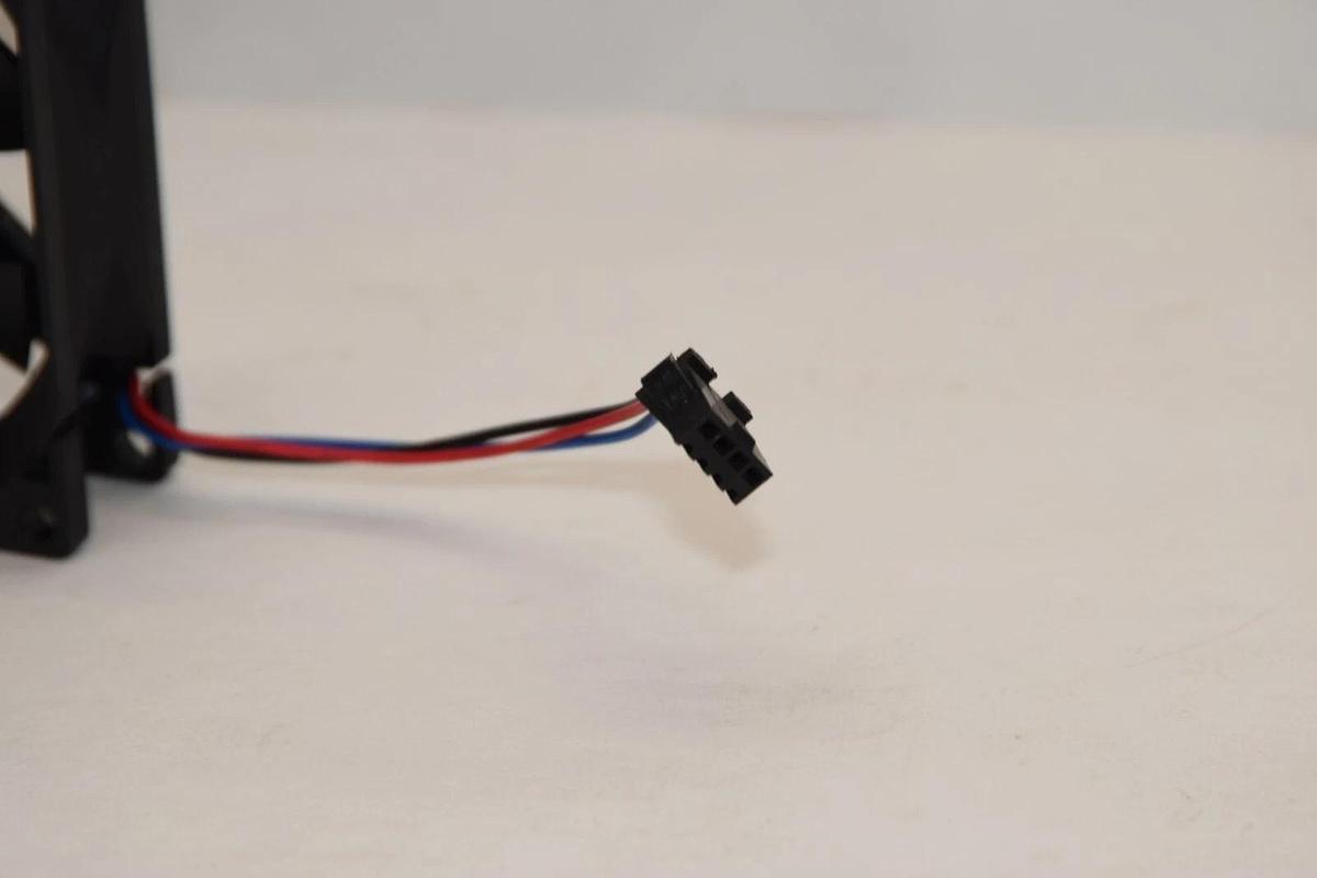 Used DELTA ELECTRONICS AFB0824VH 24Vdc 0.21A 2 Pin DC Brushless Cooling Fan