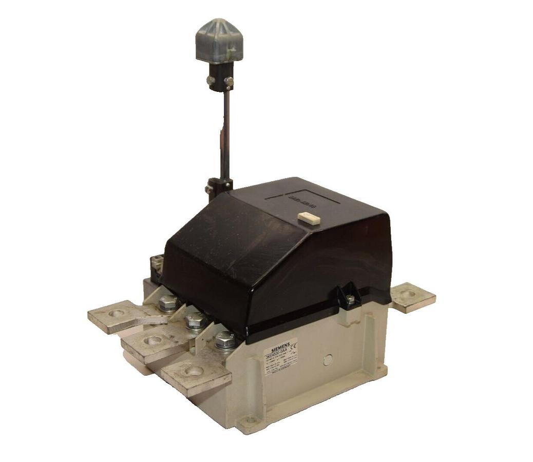 Used SIEMENS 3KE4530-0AA Front Operator Load Disconnect Switch 3 pole 1000 AMP  1000A