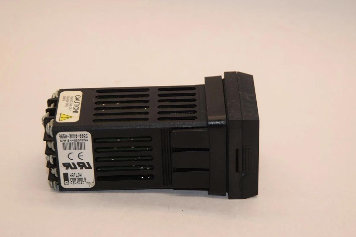 Used WATLOW 965A-3KK0-00RG / 965A3KK000RG 965 TEMPERATURE CONTROLER