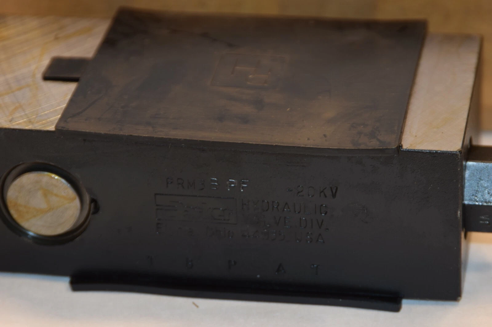 NEW PARKER SERIES PRM3 PRM3BPF20KV PRM3BPF20 PRESSURE REDUCING VALVE