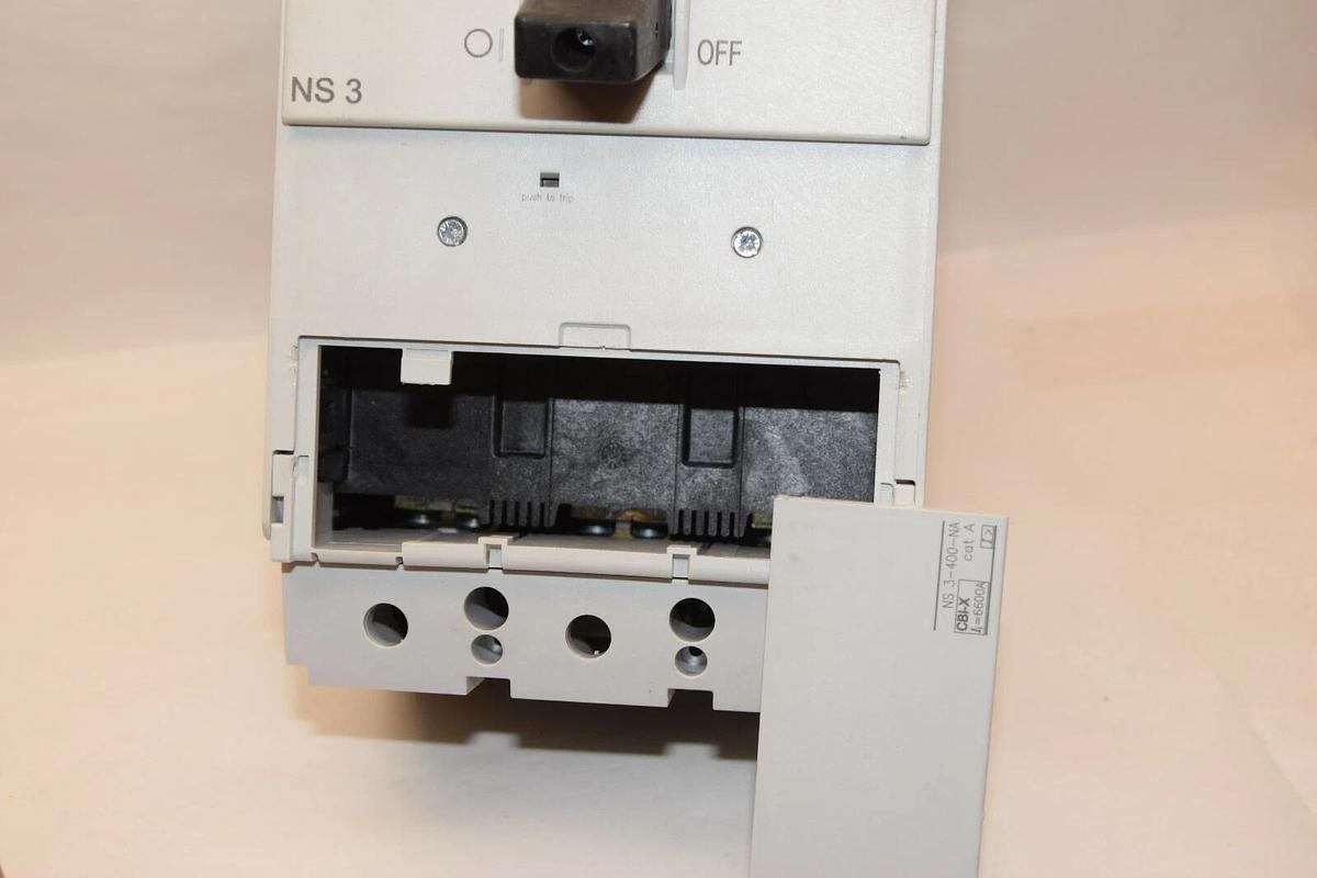 Klockner Moeller NS3-400-NA Molded Case Switch  400A 400 Amp