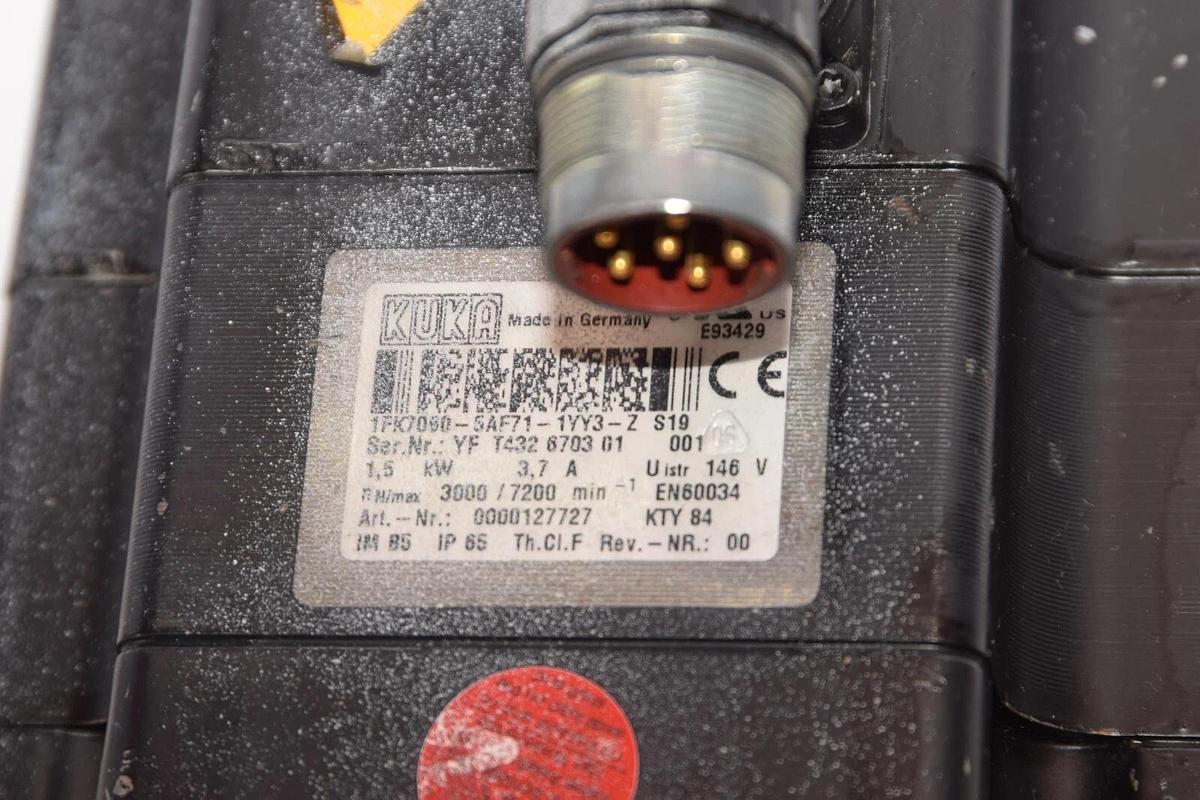 Used KUKA 1FK7060-5AF71-1YY3-Z 1.5kw 3.7A 3000/7200min Servo Motor
