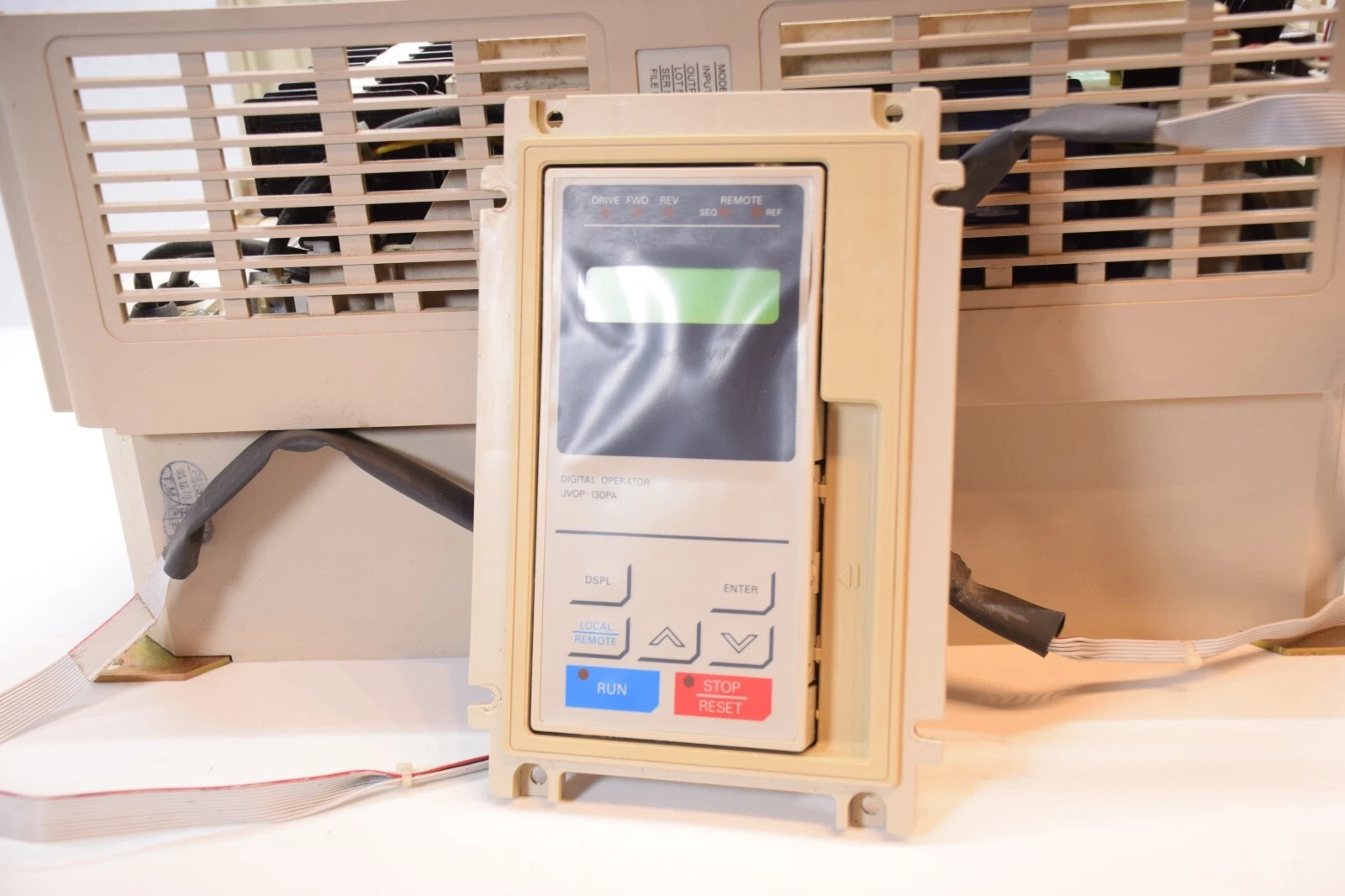 Used YASKAWA ELECTRIC CIMR-P5M5015 50151F 3Ph 500-600V 28Amp AC Drive
